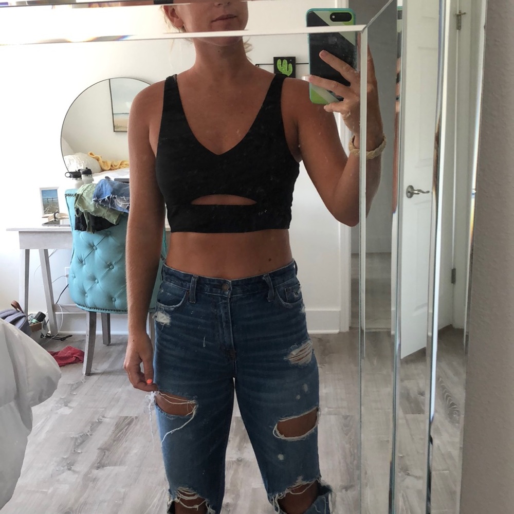 urban outfitters crop top
